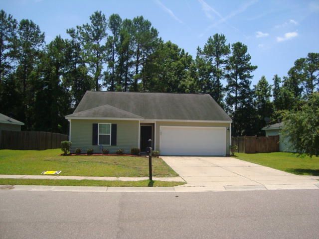 129 St Charles Way, Goose Creek, SC 29445