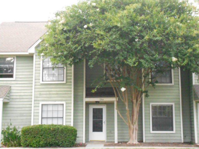 1744 Deer Path Dr, Mount Pleasant, SC 29464