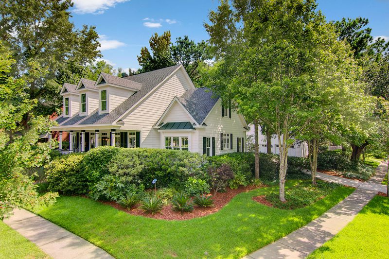 197 Corn Planters St, Daniel Island, SC 29492
