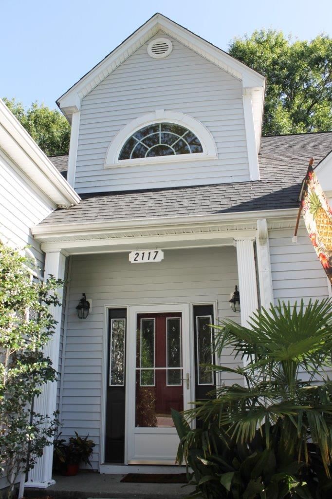 2117 Country Manor Dr, Mount Pleasant, SC 29466