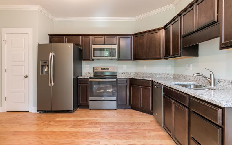 1961 Suzanne St, Johns Island, SC 29455