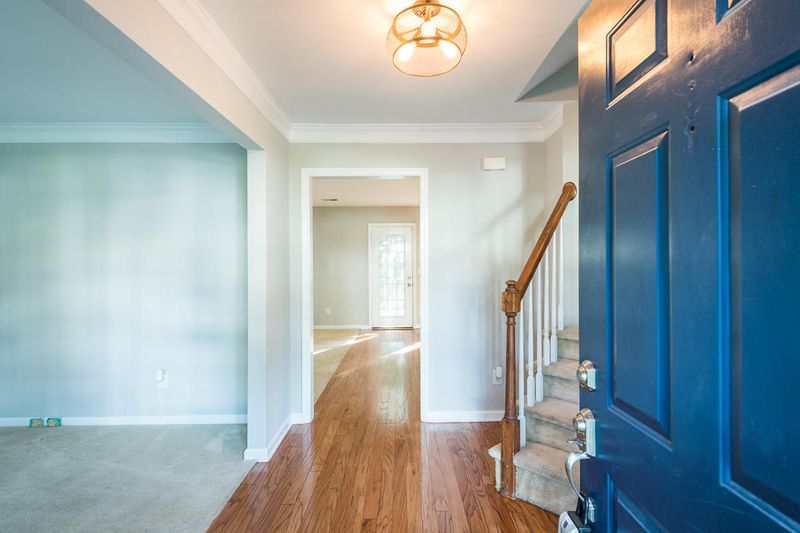 1524 Old Village Dr, Mount Pleasant, SC 29464
