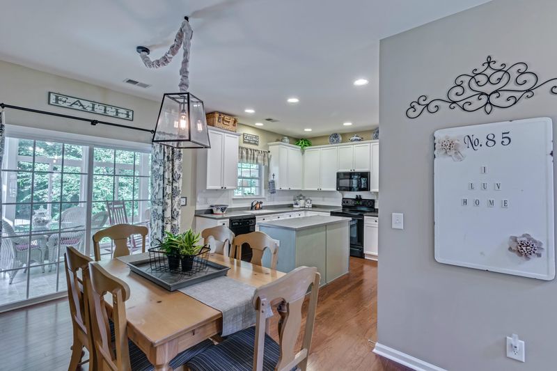 136 Sarmiento Ln, Summerville, SC 29483