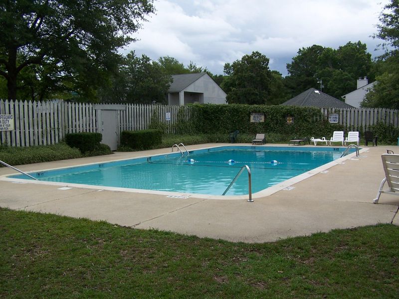 904 Greenmeadow Dr, Goose Creek, SC 29445