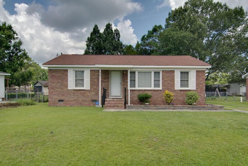 403 Jean Wells Dr, Goose Creek, SC 29445