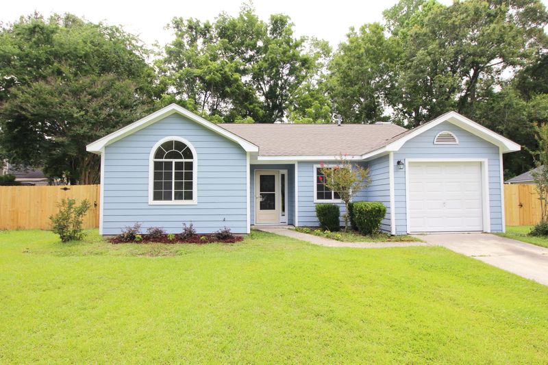 310 White Church Ln, Summerville, SC 29485