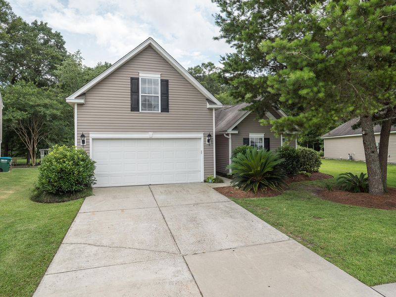 205 Arbor Oaks Dr, Summerville, SC 29485