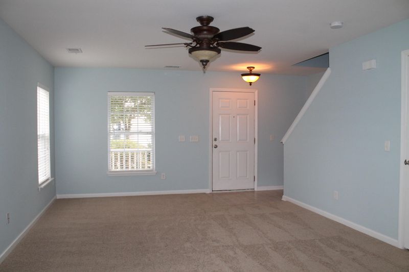 269 Avonshire Dr, Summerville, SC 29483
