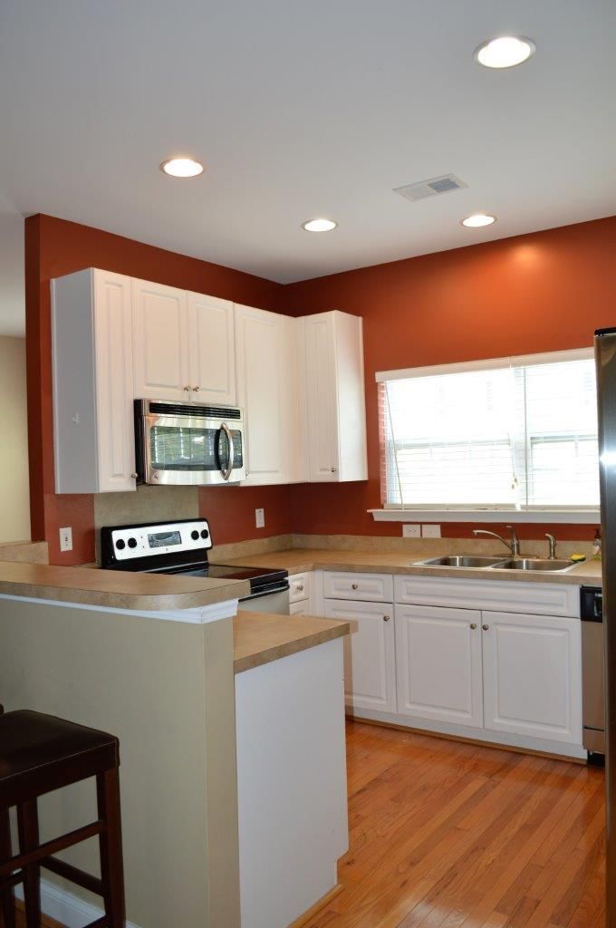 4124 Perrine St, Charleston, SC 29414