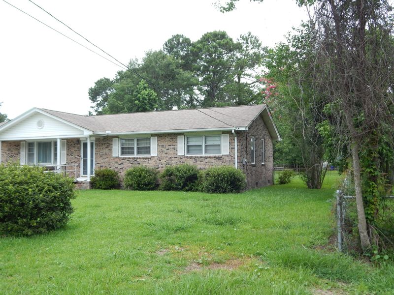 4002 Olivia Dr, North Charleston, SC 29418