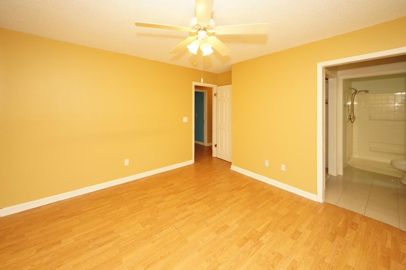 2917 Salamander Creek Ln, North Charleston, SC 29406