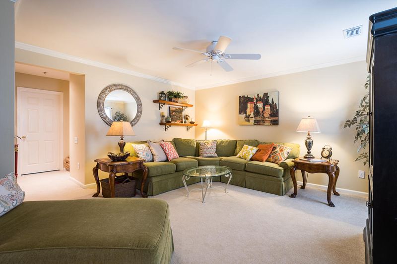 3189 Queensgate Way, Mount Pleasant, SC 29466