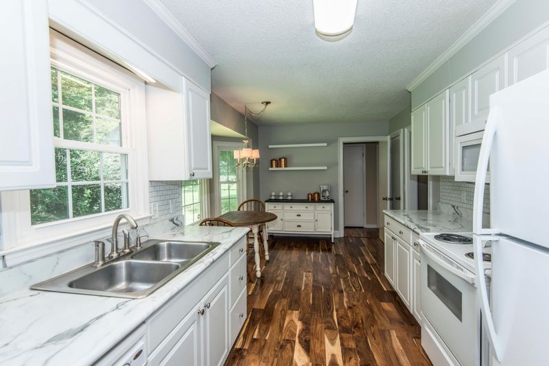 2937 Limestone Blvd, Charleston, SC 29414
