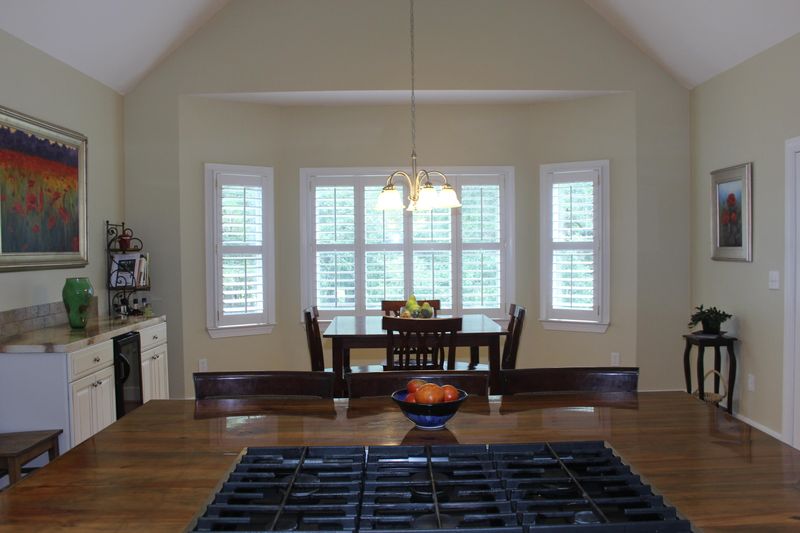 6050 Postell Dr, Ravenel, SC 29470