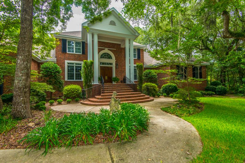 2065 Skyhawk Ct, Mount Pleasant, SC 29466
