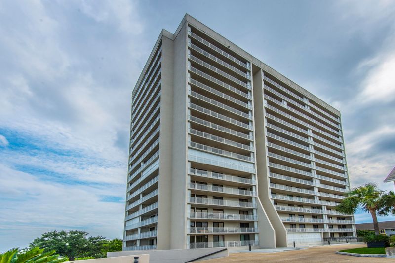 330 Concord St #9h, Charleston, SC 29401