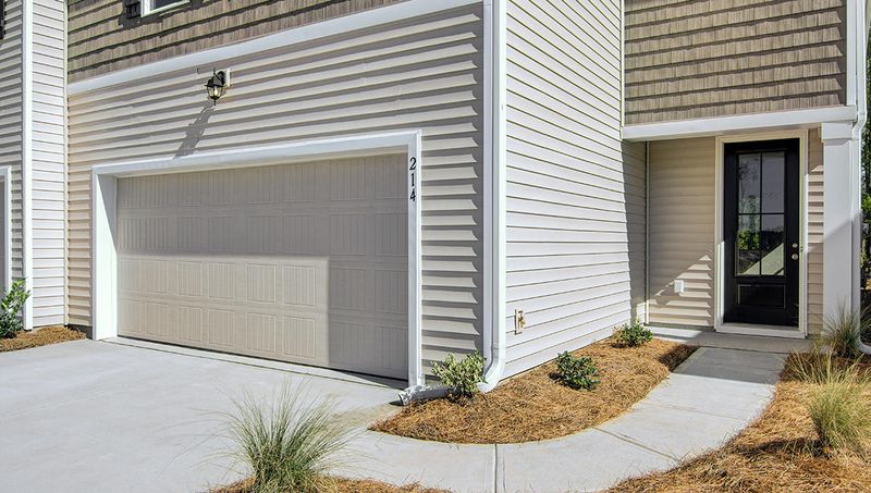 140 Wild Holly Dr, Moncks Corner, SC 29461