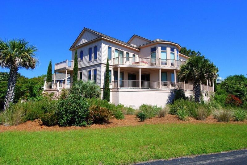 3620 Loggerhead Ct, Seabrook Island, SC 29455
