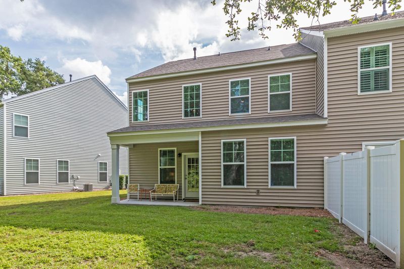 1676 Saint Johns Parrish Way, Johns Island, SC 29455