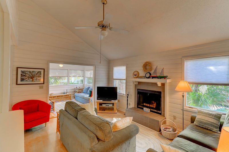 61 Fairway Dunes Ln, Isle Of Palms, SC 29451