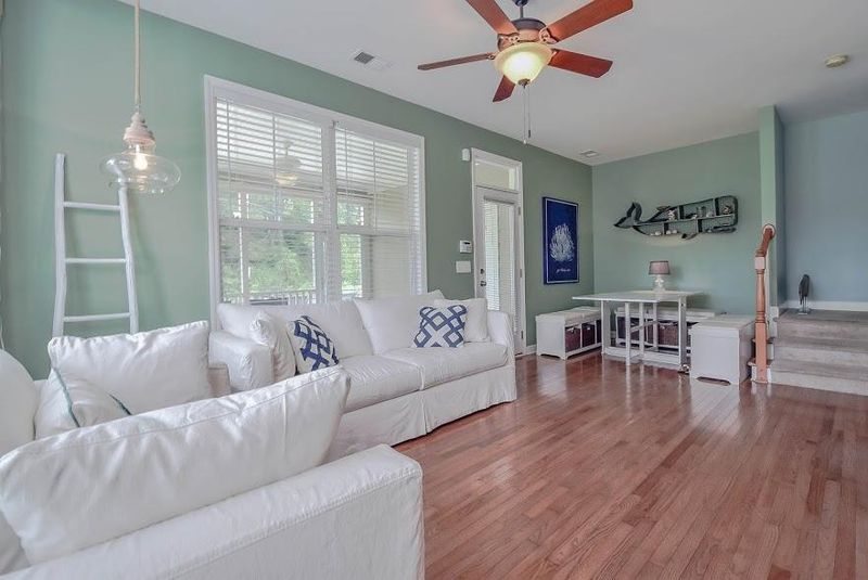 3016 Treadwell St, Mount Pleasant, SC 29466
