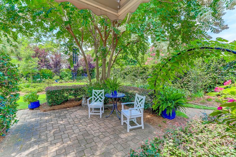 41 Farmfield Ave, Charleston, SC 29407