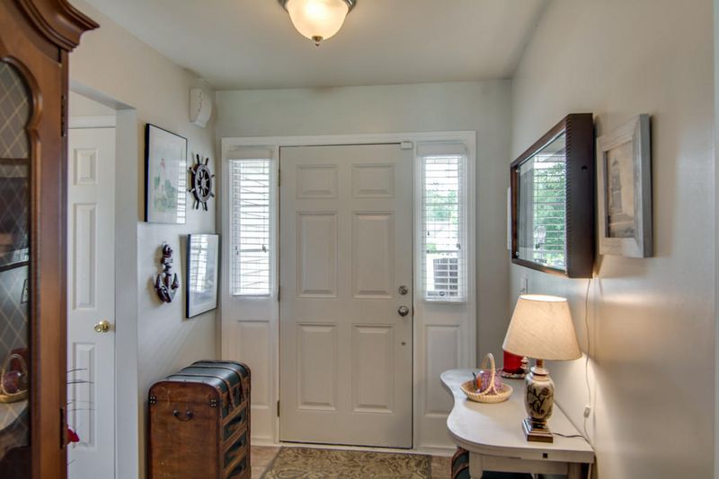 1240 Wando Shores Dr, Charleston, SC 29492