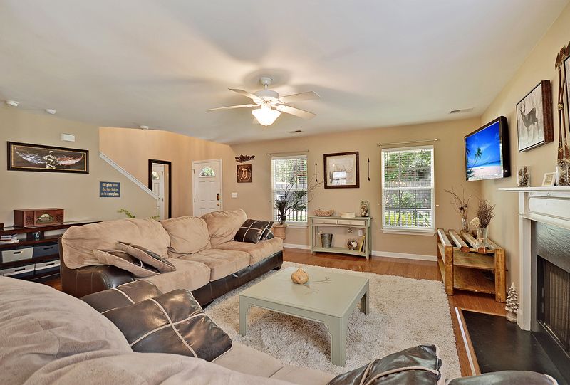2194 Fragrant Ln, Charleston, SC 29414