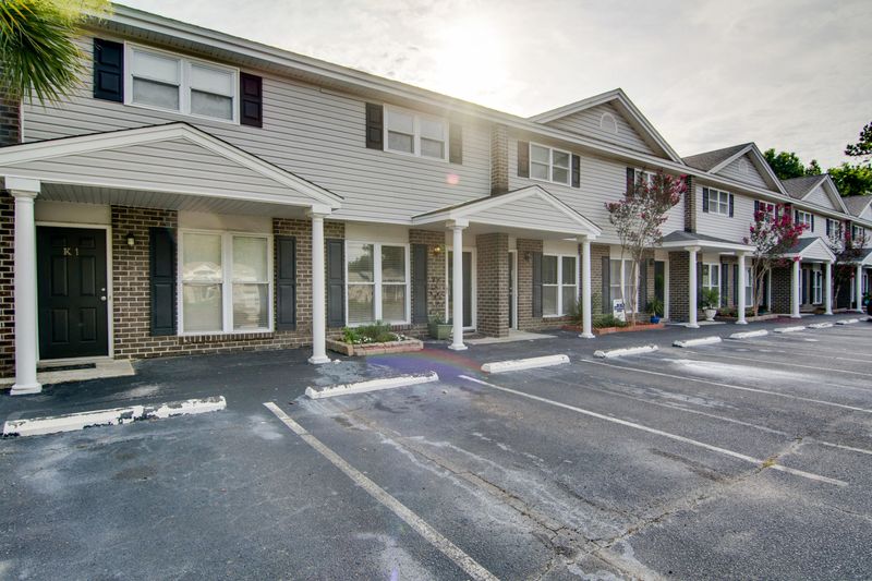 1735 Boone Hall Dr #K2, Charleston, SC 29407