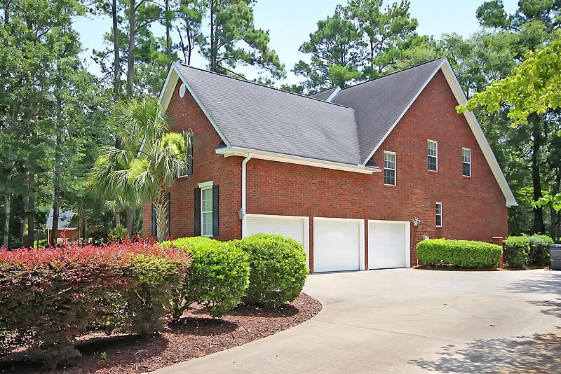 8618 W Fairway Woods Dr, North Charleston, SC 29420