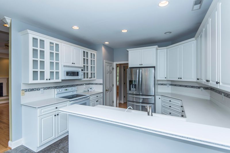 1198 Moss Bluff, Mount Pleasant, SC 29464