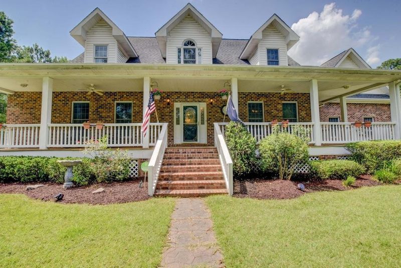 266 Canterhill Ln, Moncks Corner, SC 29461