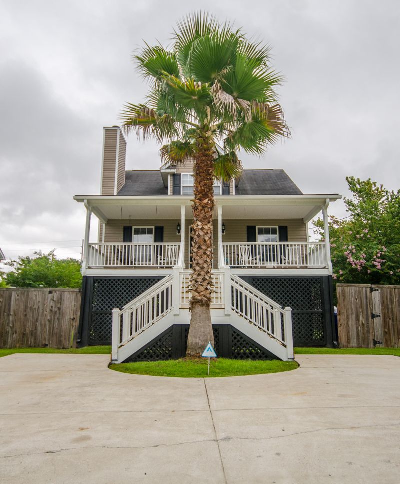 5118 Victoria Ave, North Charleston, SC 29405