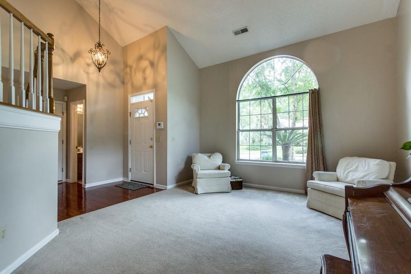 205 Essex Dr, Summerville, SC 29485