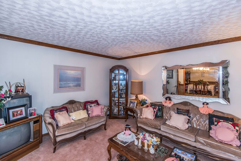336 4th Ave, Mount Pleasant, SC 29464