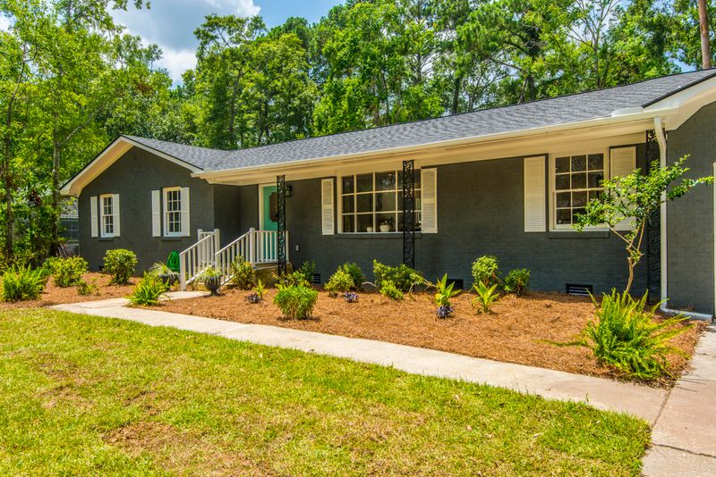 49 Sorento Blvd, Hanahan, SC 29410
