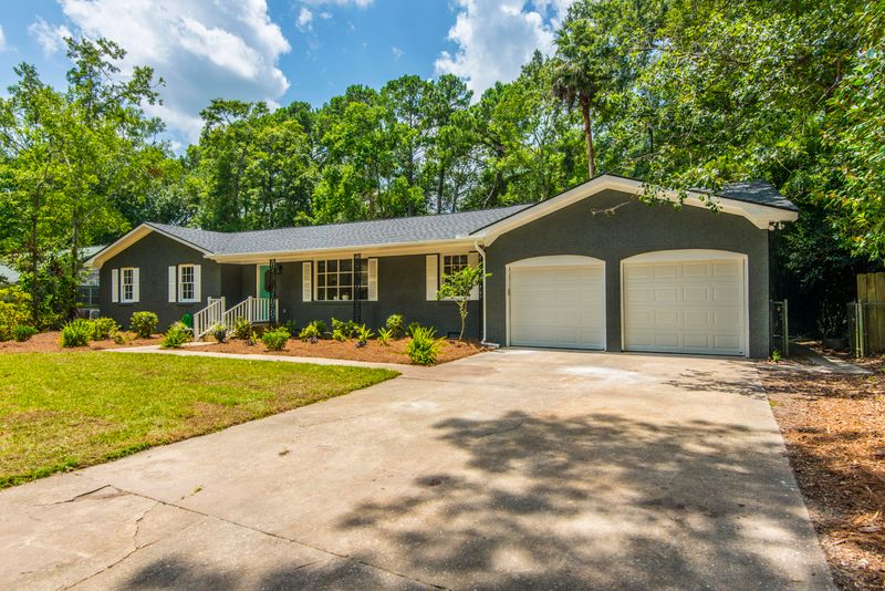 49 Sorento Blvd, Hanahan, SC 29410