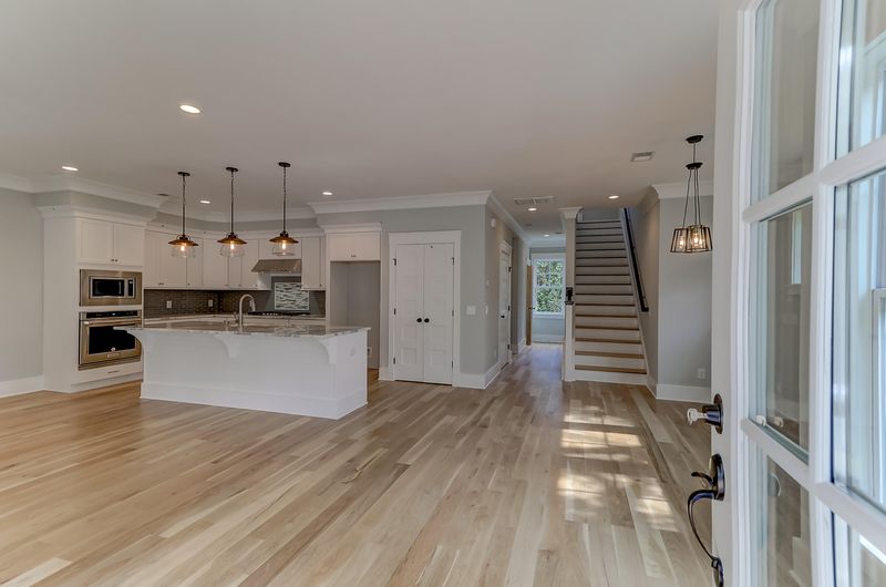 219 E Huron Ave, Folly Beach, SC 29439