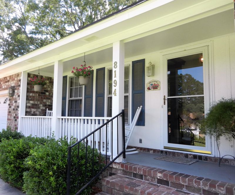 8194 Wainwright Rd, North Charleston, SC 29406