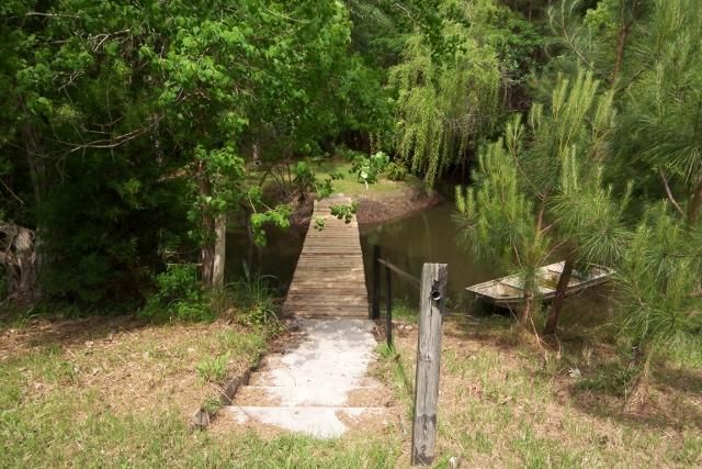 8465 Chisolm Plantation Rd, Edisto Island, SC 29438