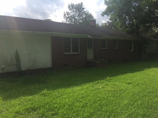 230 Blossom St, Goose Creek, SC 29445
