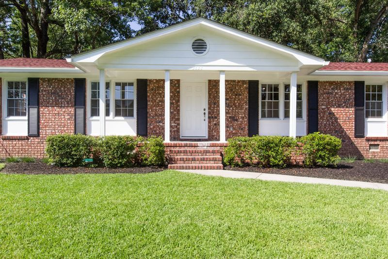 2633 Elissa Dr, Charleston, SC 29414