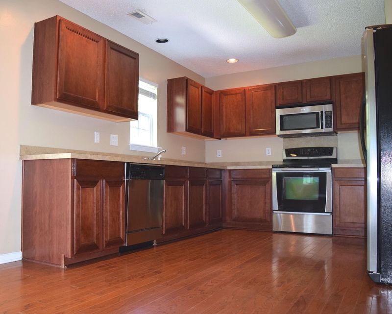 5104 Torrey Ln, Summerville, SC 29485