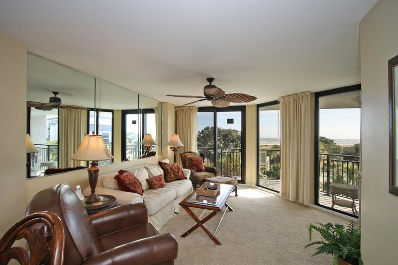 315 Shipwatch Villas #C, Isle Of Palms, SC 29451