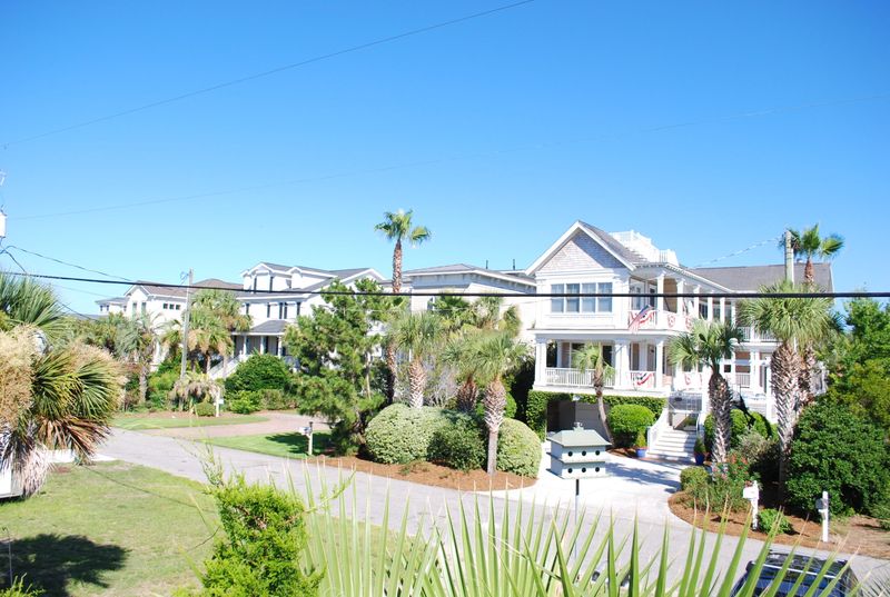 515 Carolina Blvd, Isle Of Palms, SC 29451