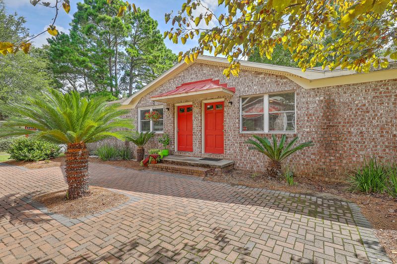 1536 Inland Ave C, Charleston, SC 29412