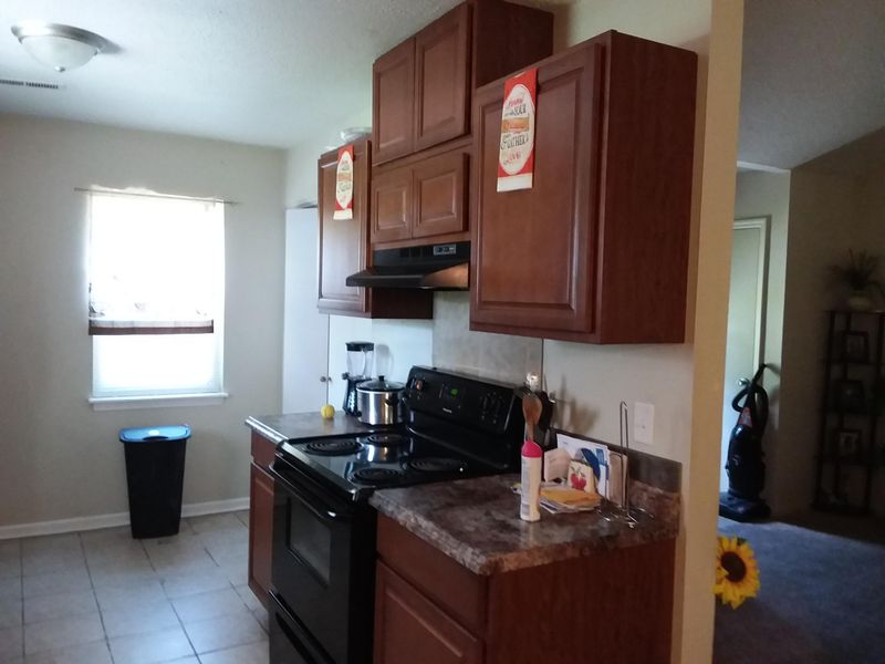 400 Violet Dr, Summerville, SC 29483