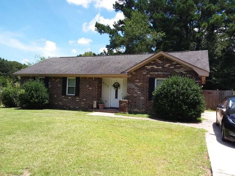 400 Violet Dr, Summerville, SC 29483