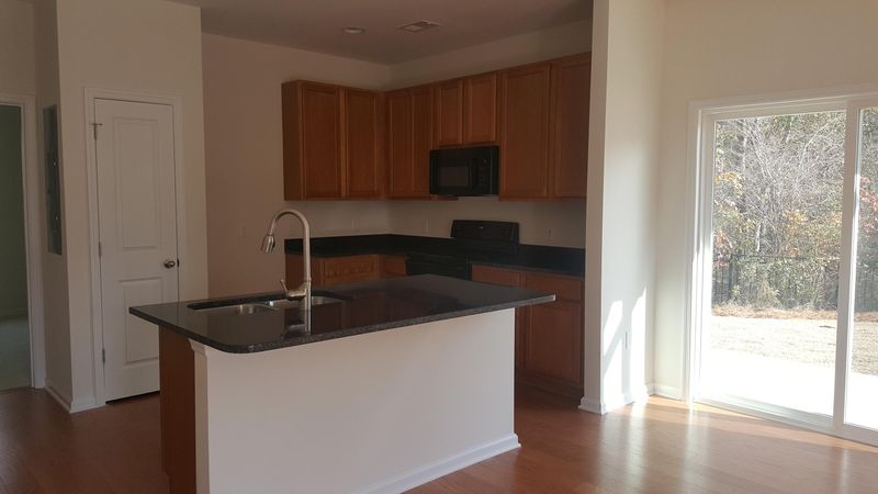 359 Flyway Rd, Goose Creek, SC 29445