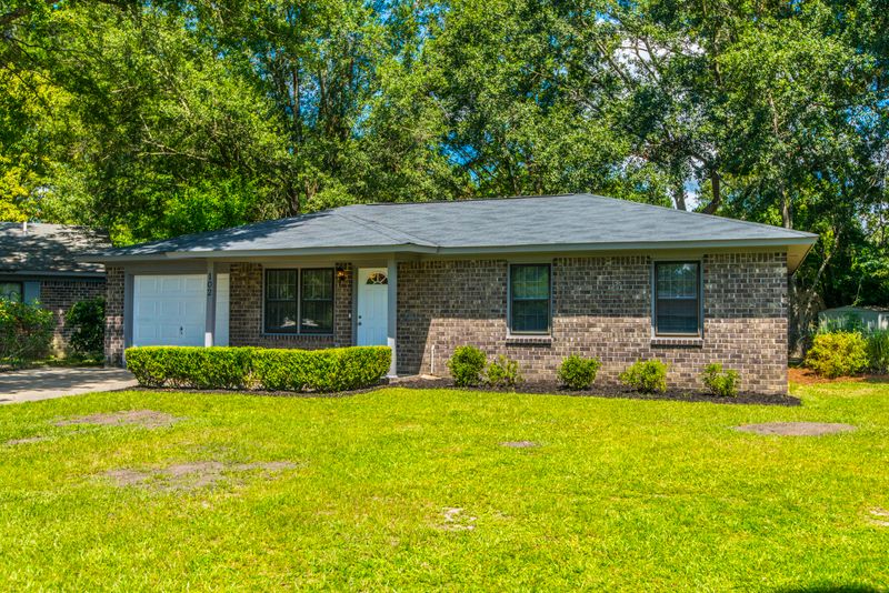 102 Kirk Ct, Summerville, SC 29483